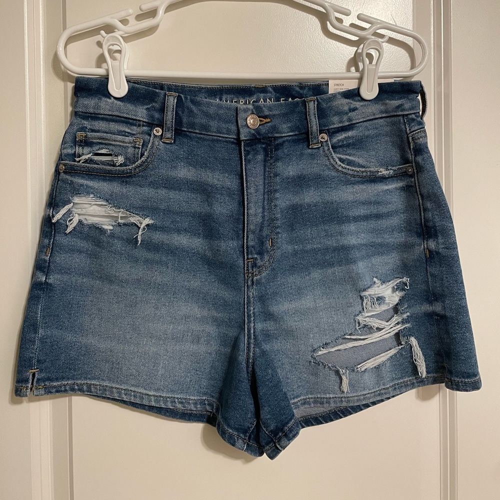 NWT American Eagle Curvy Mom Shorts